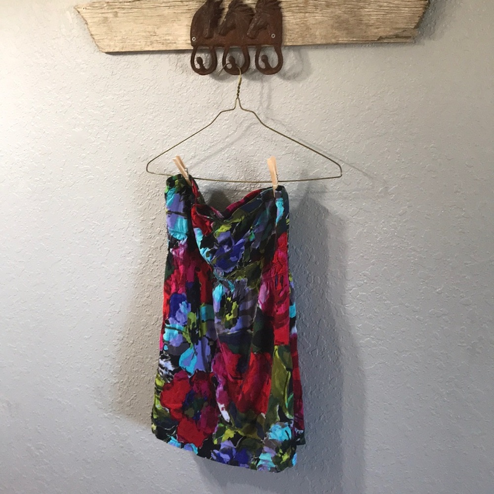 Strapless tank top